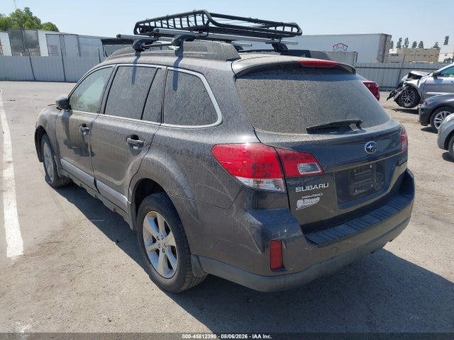 2011 Subaru Outback მანქანა იყიდება აუქციონზე, vin: 454BRBCC3B3324931, აუქციონის ნომერი: 45812390