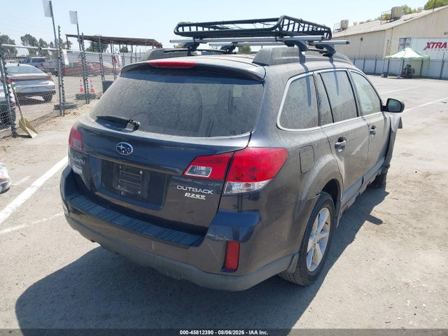 2011 Subaru Outback მანქანა იყიდება აუქციონზე, vin: 454BRBCC3B3324931, აუქციონის ნომერი: 45812390
