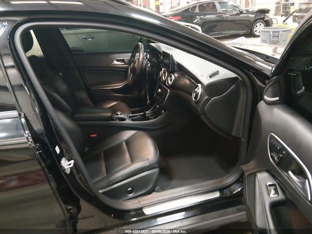 45812421 :رقم المزاد ، WDCTG4EB8FJ182490 vin ، 2015 Mercedes-benz Gla 250 مزاد بيع