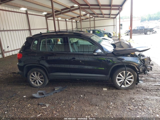 45812427 :رقم المزاد ، WVGBV7AX2HK046410 vin ، 2017 Volkswagen Tiguan 2.0t/2.0t S مزاد بيع