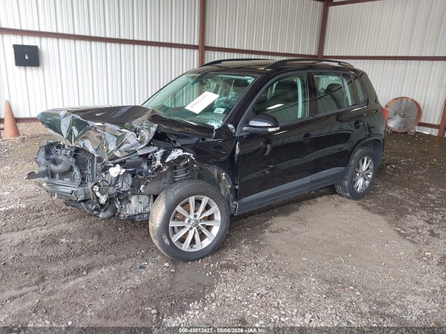 45812427 :رقم المزاد ، WVGBV7AX2HK046410 vin ، 2017 Volkswagen Tiguan 2.0t/2.0t S مزاد بيع