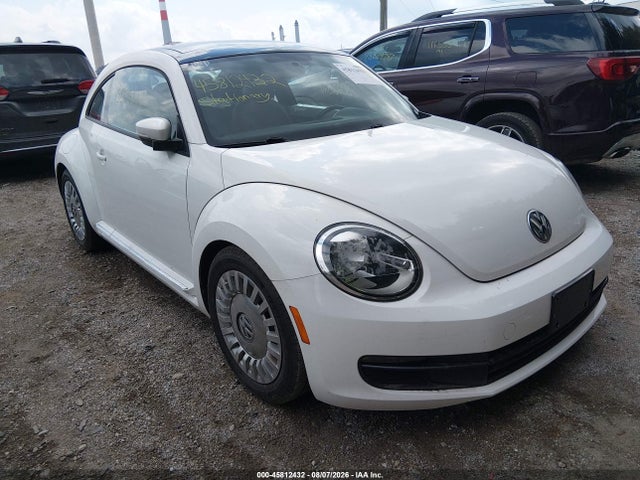 2014 Volkswagen Beetle 2.5l მანქანა იყიდება აუქციონზე, vin: 3VWJP7ATXEM628604, აუქციონის ნომერი: 45812432
