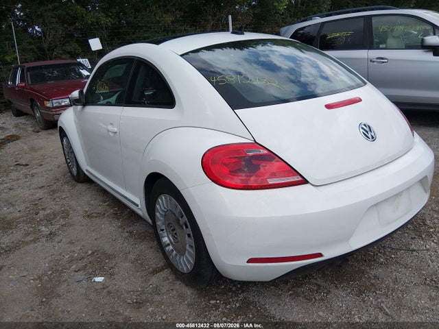 2014 Volkswagen Beetle 2.5l მანქანა იყიდება აუქციონზე, vin: 3VWJP7ATXEM628604, აუქციონის ნომერი: 45812432