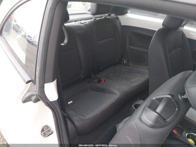 2014 Volkswagen Beetle 2.5l მანქანა იყიდება აუქციონზე, vin: 3VWJP7ATXEM628604, აუქციონის ნომერი: 45812432