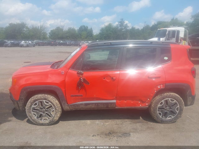 2015 Jeep Renegade Trailhawk მანქანა იყიდება აუქციონზე, vin: ZACCJBCT0FPB74678, აუქციონის ნომერი: 45812436