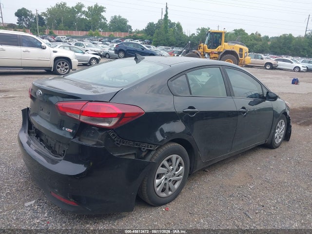 Aukcja sprzedaży 2017 Kia Forte Lx, vin: 3KPFL4A73HE111990, numer aukcji: 45812472