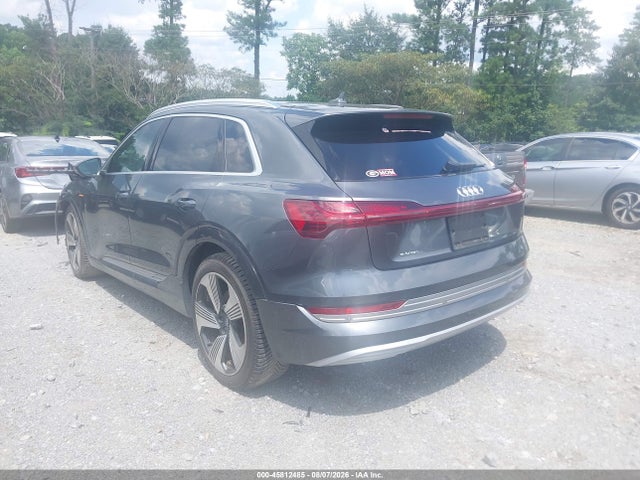 Aukcja sprzedaży 2019 Audi E-tron Premium Plus, vin: WA1VAAGE9KB005824, numer aukcji: 45812485