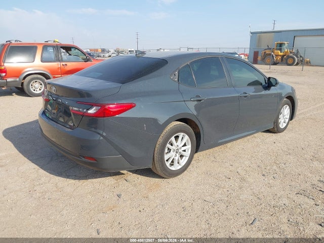Toyota CAMRY LE 2026 4T1DAACK1TU227823 Image 4