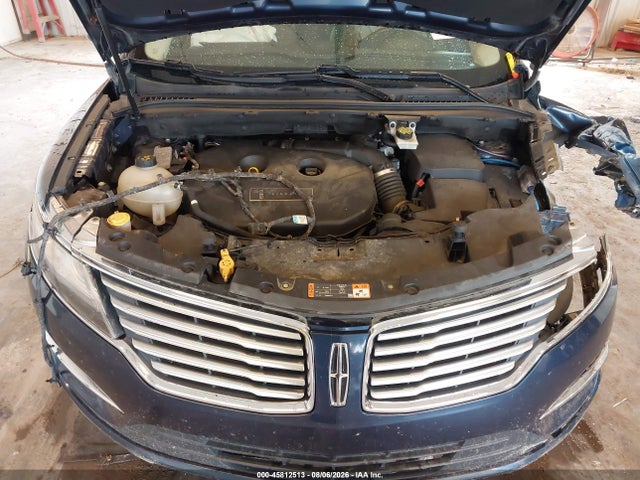 45812513 :رقم المزاد ، 5LMCJ3D99HUL57338 vin ، 2017 Lincoln Mkc Reserve مزاد بيع