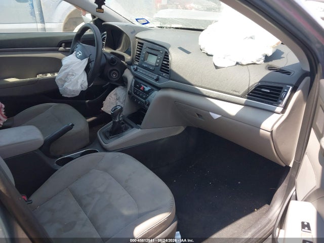 Продажа на аукционе авто 2017 Hyundai Elantra Se, vin: 5NPD74LFXHH196595, номер лота: 45812541