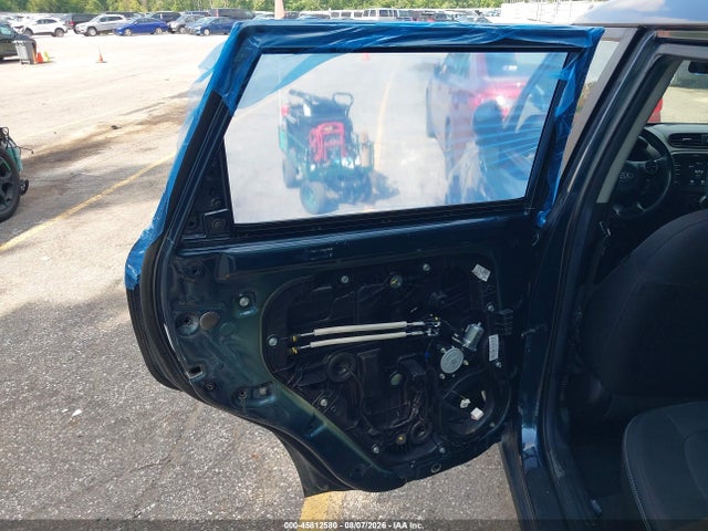 45812580 :رقم المزاد ، KNDJP3A50J7536208 vin ، 2018 Kia Soul + مزاد بيع