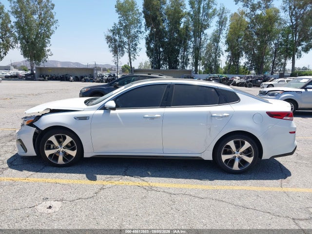 KIA Optima S 2019 5XXGT4L30KG370109 Image 14