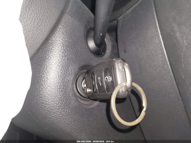2013 Volkswagen Jetta 2.0l S მანქანა იყიდება აუქციონზე, vin: 3VW2K7AJ9DM297725, აუქციონის ნომერი: 45812590