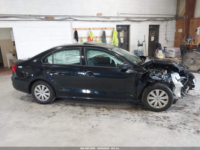2013 Volkswagen Jetta 2.0l S მანქანა იყიდება აუქციონზე, vin: 3VW2K7AJ9DM297725, აუქციონის ნომერი: 45812590