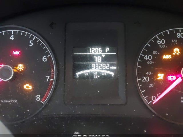 2013 Volkswagen Jetta 2.0l S მანქანა იყიდება აუქციონზე, vin: 3VW2K7AJ9DM297725, აუქციონის ნომერი: 45812590