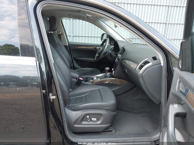 45812632 :رقم المزاد ، WA1LFAFP9EA009734 vin ، 2014 Audi Q5 2.0t Premium مزاد بيع
