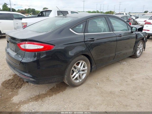 45812637 :رقم المزاد ، 3FA6P0H7XGR354924 vin ، 2016 Ford Fusion Se مزاد بيع