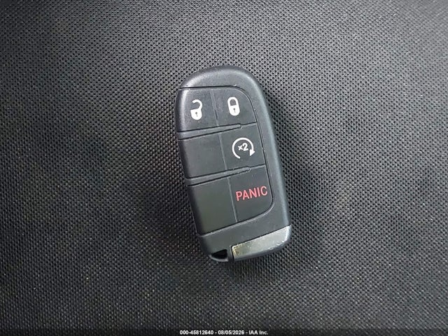 2017 Jeep Renegade Latitude მანქანა იყიდება აუქციონზე, vin: ZACCJBBBXHPF15520, აუქციონის ნომერი: 45812640