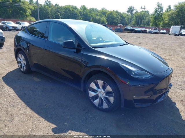 2024 Tesla Model Y Long Range Dual Motor All-wheel Drive მანქანა იყიდება აუქციონზე, vin: 7SAYGAEE2RF029753, აუქციონის ნომერი: 45812696