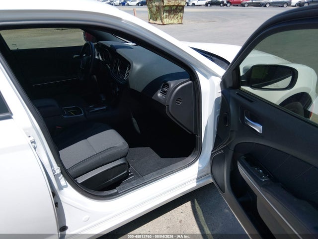 2C3CDXBG6LH179976 Dodge Charger Sxt Rwd