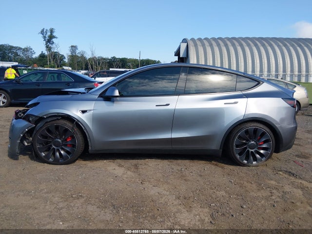 Aukcja sprzedaży 2024 Tesla Model Y Performance Dual Motor All-wheel Drive, vin: 7SAYGDEFXRA325157, numer aukcji: 45812765
