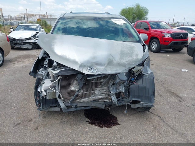 45812775 :رقم المزاد ، 5TDYK3DC2DS371991 vin ، 2013 Toyota Sienna Xle V6 8 Passenger مزاد بيع