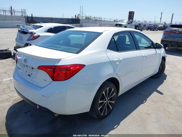 Toyota COROLLA SE 2017 5YFBURHE4HP674655 Image 4