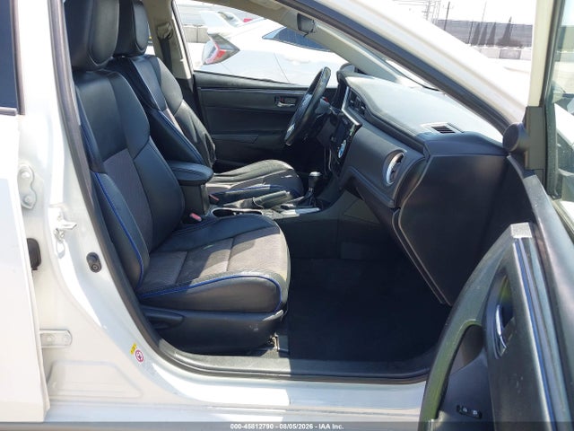 Toyota COROLLA SE 2017 5YFBURHE4HP674655 Image 5