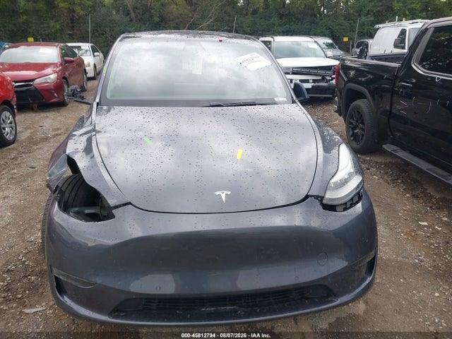 5YJYGDEE9LF011854 Tesla Model Y Long Range Dual Motor All-wheel Drive