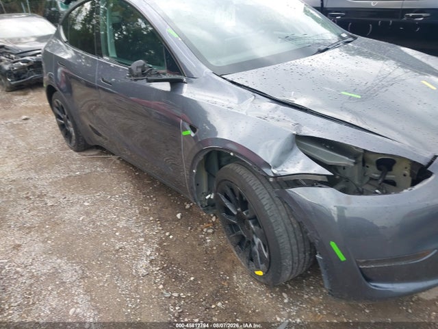 5YJYGDEE9LF011854 Tesla Model Y Long Range Dual Motor All-wheel Drive