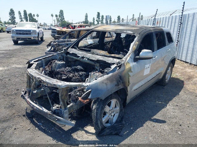 45812803 :رقم المزاد ، 1C4RJFAG7DC582556 vin ، 2013 Jeep Grand Cherokee Laredo مزاد بيع