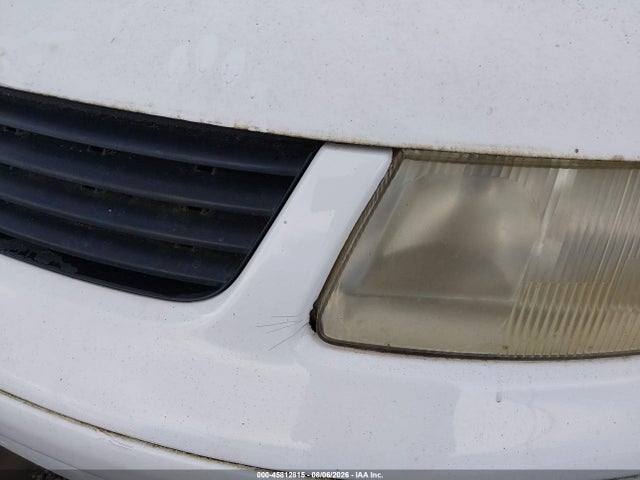 2001 Volkswagen Passat Gls მანქანა იყიდება აუქციონზე, vin: WVWAC63B11P001582, აუქციონის ნომერი: 45812815