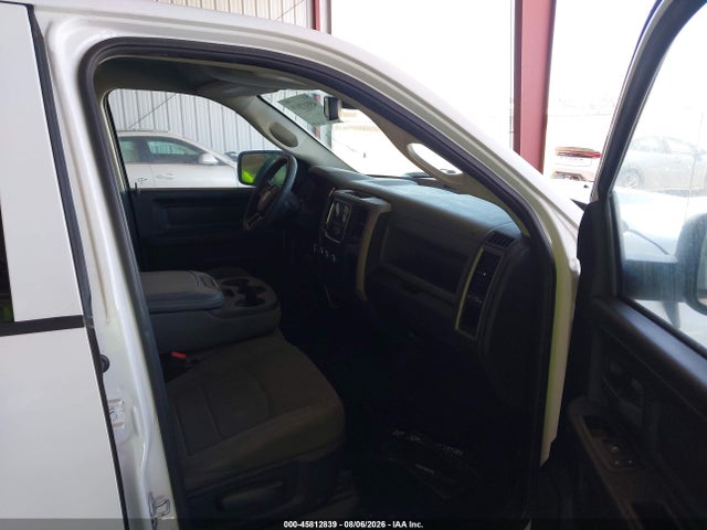 Aukcja sprzedaży 2018 Ram 1500 Tradesman  4x4 6'4 Box, vin: 1C6RR7FG5JS328697, numer aukcji: 45812839