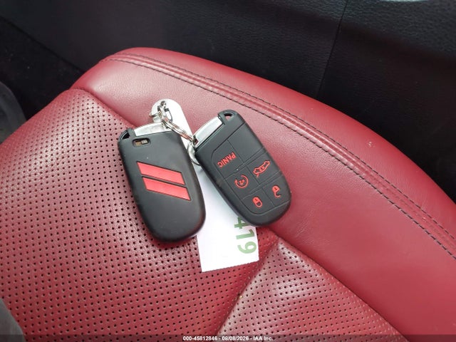 45812846 :رقم المزاد ، 1C4SDJCT9HC630411 vin ، 2017 Dodge Durango R/t Awd مزاد بيع