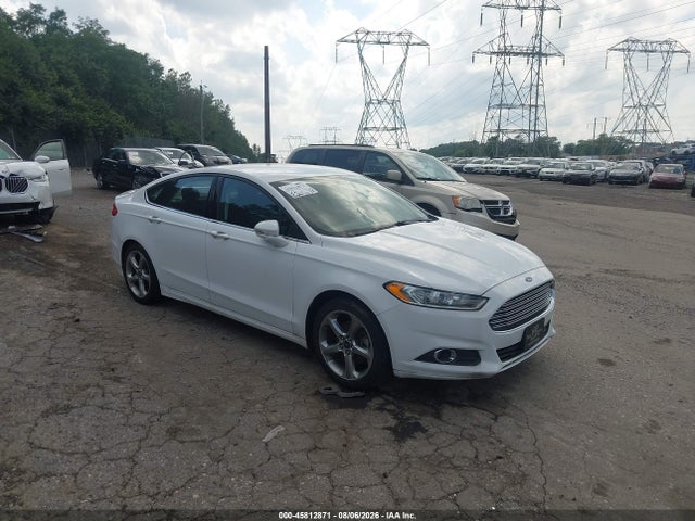 2016 3FA6P0HD4GR319527 главное изображение