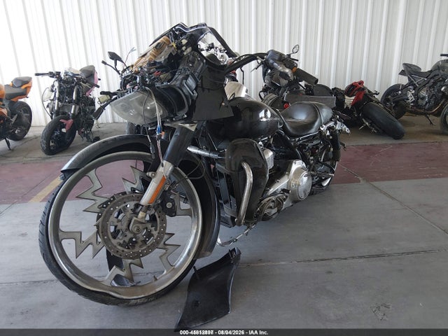 45812897 :رقم المزاد ، 1HD1KHM17FB603684 vin ، 2015 Harley-davidson Fltrx Road Glide مزاد بيع