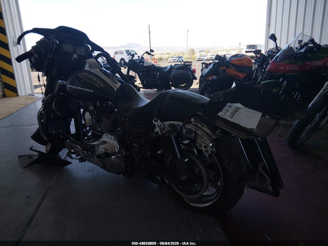 45812897 :رقم المزاد ، 1HD1KHM17FB603684 vin ، 2015 Harley-davidson Fltrx Road Glide مزاد بيع