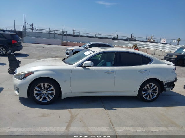 2018 Infiniti Q70 3.7 Luxe მანქანა იყიდება აუქციონზე, vin: JN1BY1AP5JM180995, აუქციონის ნომერი: 45812940