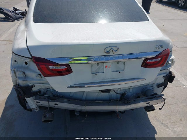 2018 Infiniti Q70 3.7 Luxe მანქანა იყიდება აუქციონზე, vin: JN1BY1AP5JM180995, აუქციონის ნომერი: 45812940
