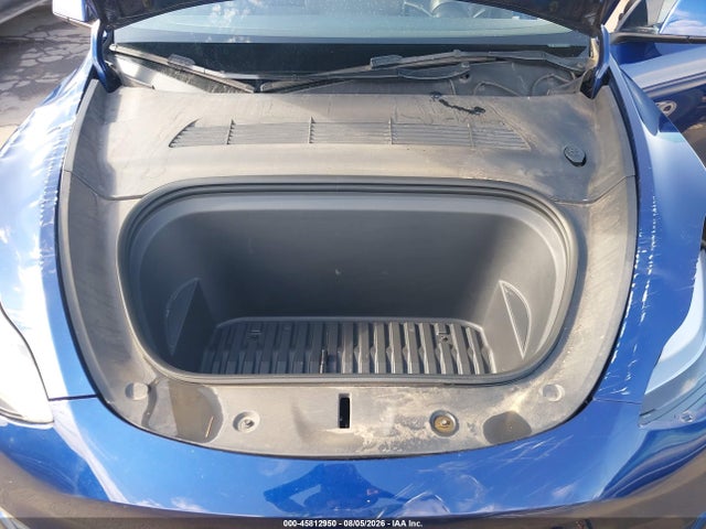 Продаж на аукціоні авто 2023 Tesla Model Y Awd/long Range Dual Motor All-wheel Drive, vin: 7SAYGDEE9PA166524, номер лоту: 45812950