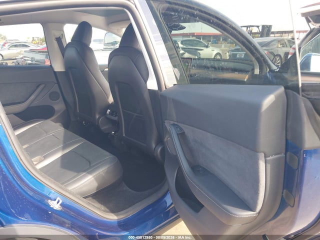 Продаж на аукціоні авто 2023 Tesla Model Y Awd/long Range Dual Motor All-wheel Drive, vin: 7SAYGDEE9PA166524, номер лоту: 45812950