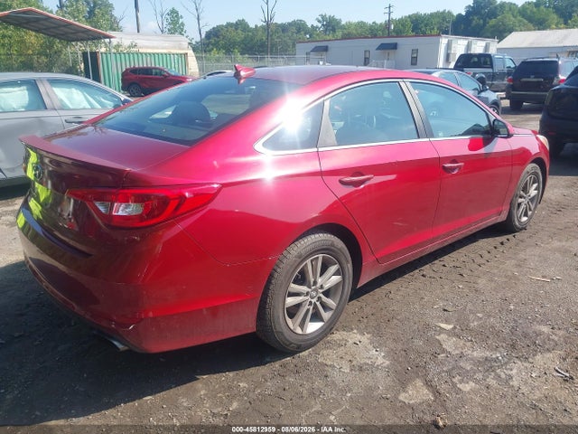 Продажа на аукционе авто 2015 Hyundai Sonata Se, vin: 5NPE24AF0FH137834, номер лота: 45812959