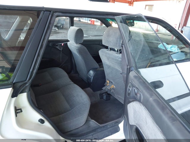 45812979 :رقم المزاد ، 4S3BK4350W7315320 vin ، 1998 Subaru Legacy L/right Hand Postal Drive مزاد بيع