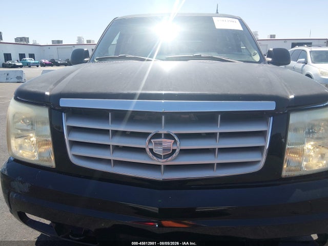 Продаж на аукціоні авто 2002 Cadillac Escalade Standard, vin: 1GYEC63T42R217775, номер лоту: 45812981