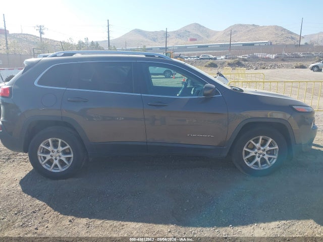 1C4PJMLX7JD569899 Jeep Cherokee Latitude Plus 4x4