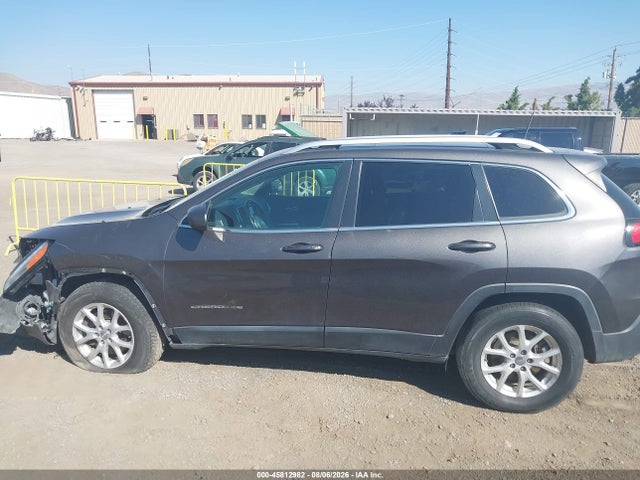 1C4PJMLX7JD569899 Jeep Cherokee Latitude Plus 4x4