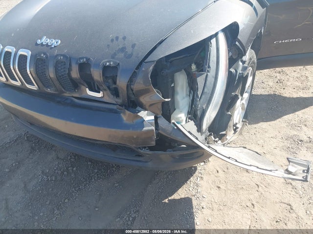 1C4PJMLX7JD569899 Jeep Cherokee Latitude Plus 4x4