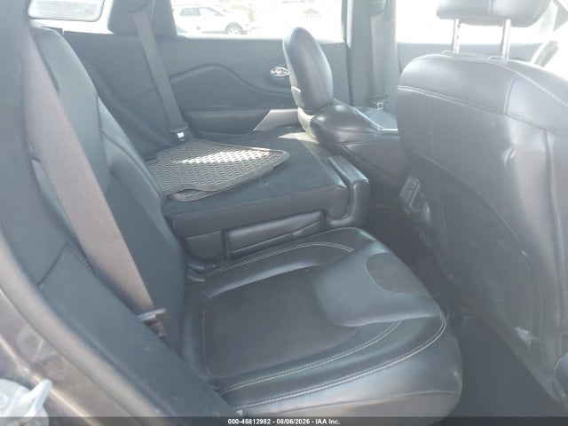 1C4PJMLX7JD569899 Jeep Cherokee Latitude Plus 4x4
