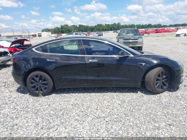 Tesla MODEL 3 2019 5YJ3E1EA6KF316755 Image 12