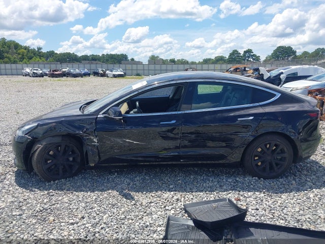 Tesla MODEL 3 2019 5YJ3E1EA6KF316755 Image 13